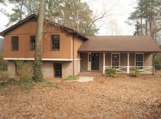 1918 Fabersham Dr, Snellville, GA 30078