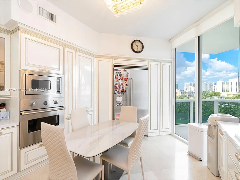 18101 Collins Ave #601 — Photo 9