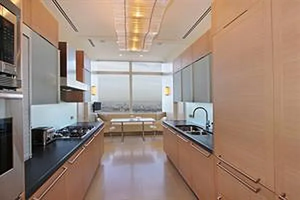 Rented by Corcoran | media 33