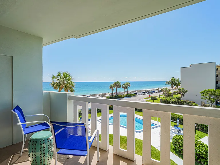 4049 Ocean Dr #305 — Photo 15
