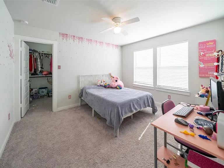 21802 Blue Daisy Ct — Photo 33