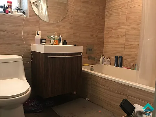 Rented by EXR | media 26