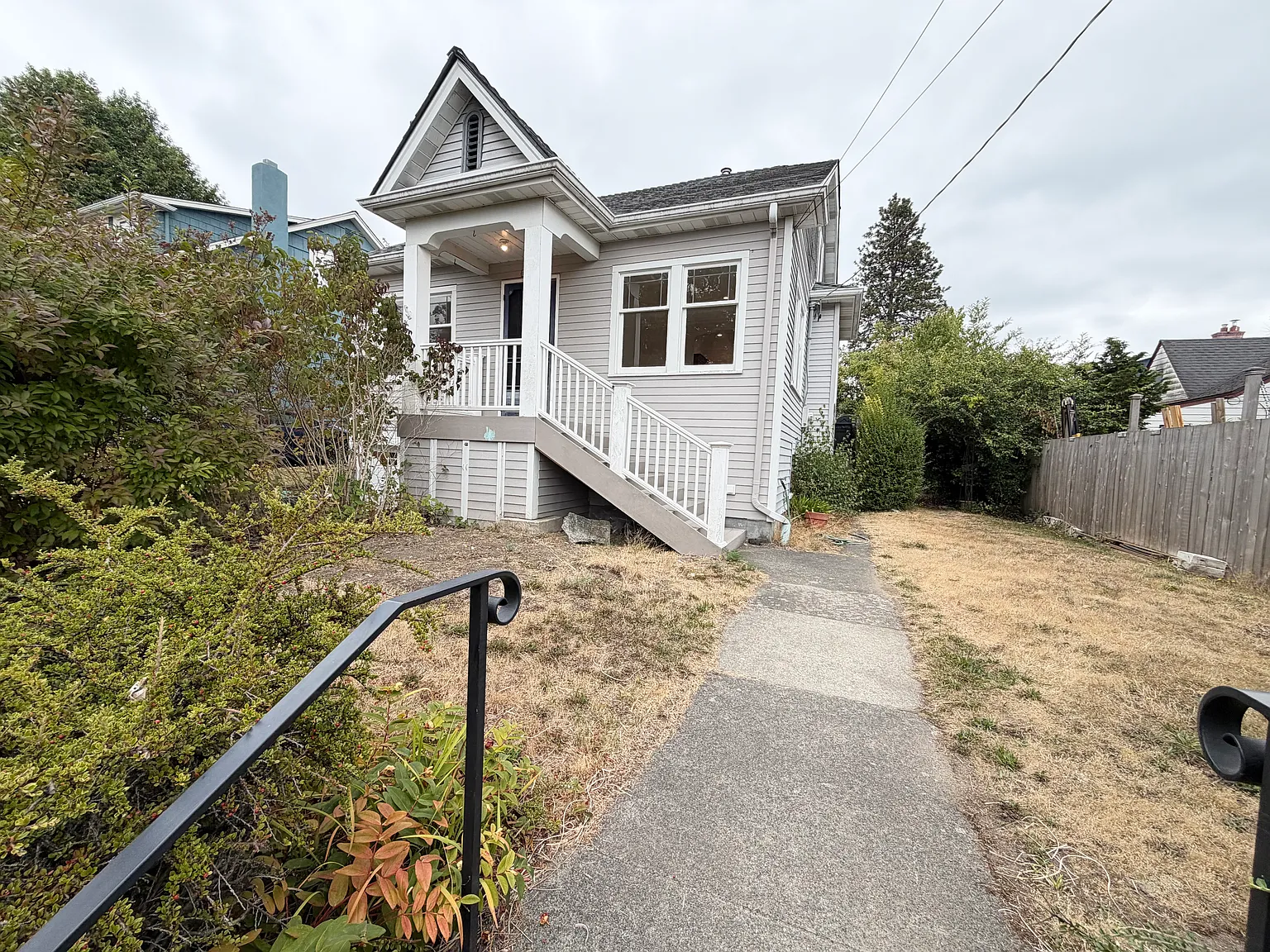 4 bed, 2060 sqft, $4,695 — Photo 1