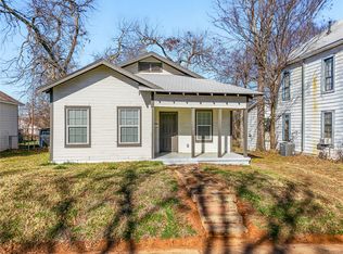 1123 W Morgan St, Denison, TX 75020