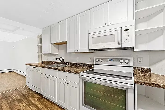 762-768 S. Krameria St - 768 — Photo 1