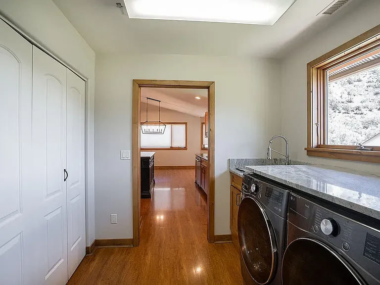 13 Laird Ln — Photo 25