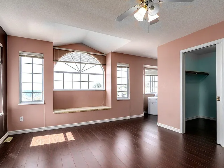 2657 Sandstone Cres #UPPER FLOOR — Photo 20
