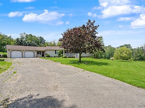 4th image of 1738 Cheney Rd