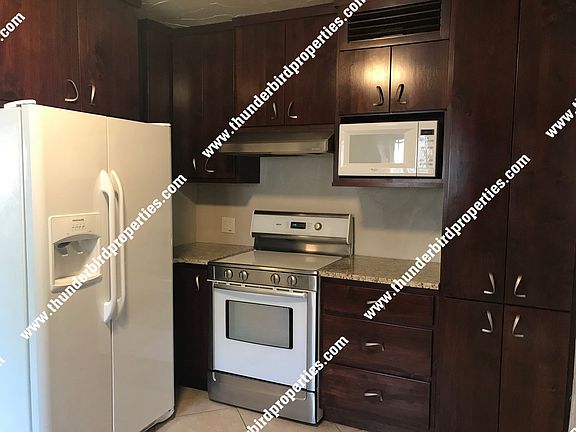 2nd image of 2128 Oxford Ave SE