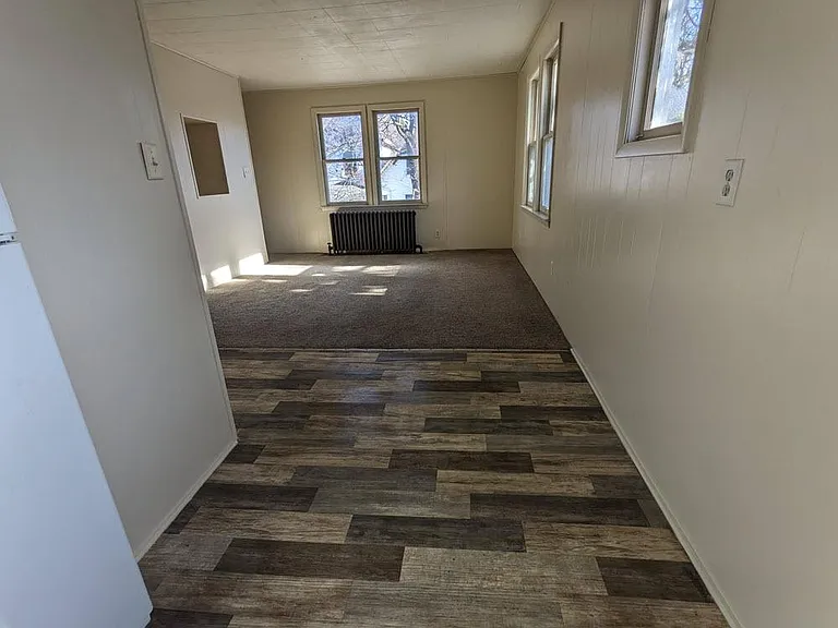 501 W Adams St #3 — Photo 3