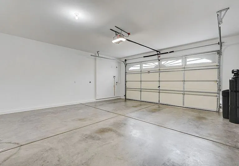 11169 Robin Park Ave — Photo 15