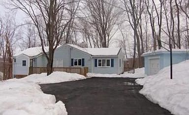 2nd image of 328 Orchard Dr