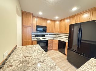 49 Joyner Ct, Lawrence Township, NJ 08648