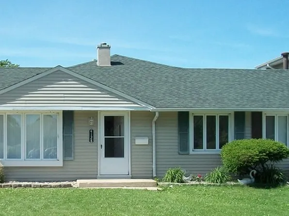 4128 W 90th St, Hometown, IL 60456