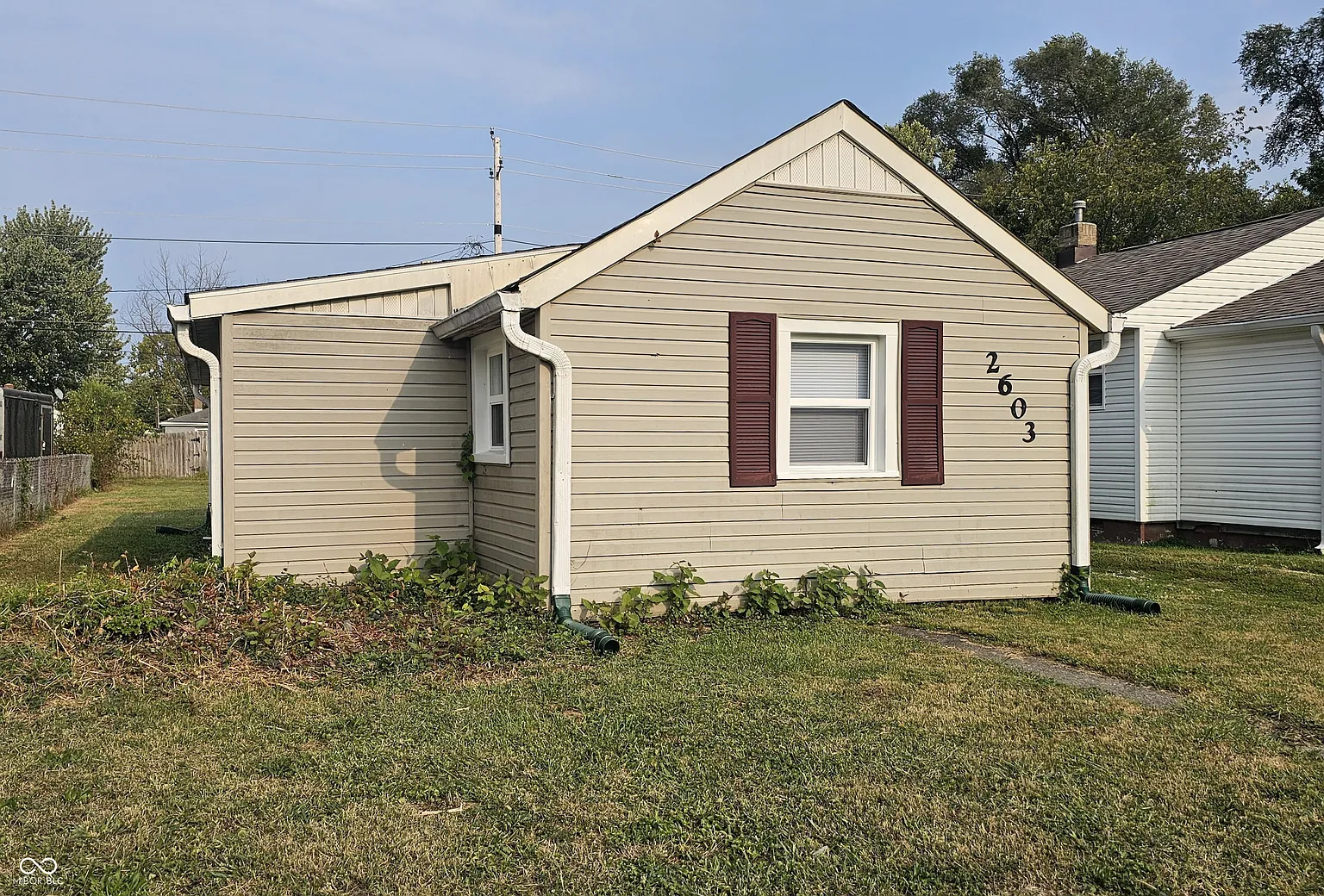 2603 Collier St photo 1