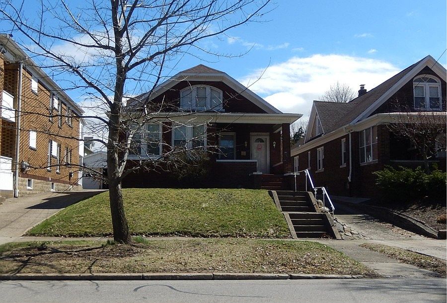 1st image of 645 Brown Ave