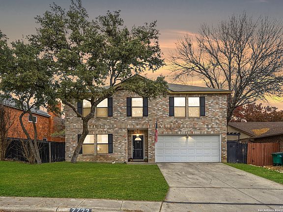 3rd image of 7723 CASCADE OAK DR