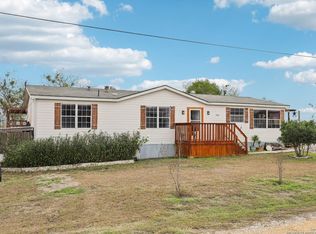 1123 Debbie, Marion, TX 78124