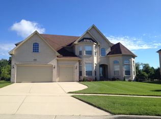 5400 Nicholson Dr, Hoffman Estates, IL 60192