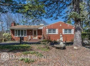 246 Lincoln Blvd, Hauppauge, NY 11788