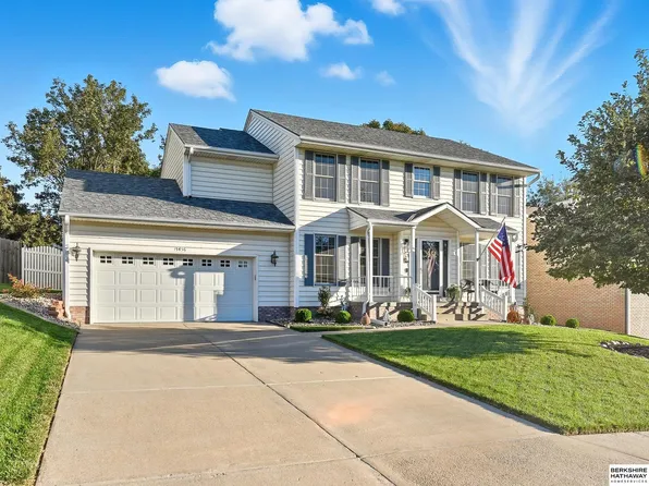 15456 Corby St, Omaha, NE 68116