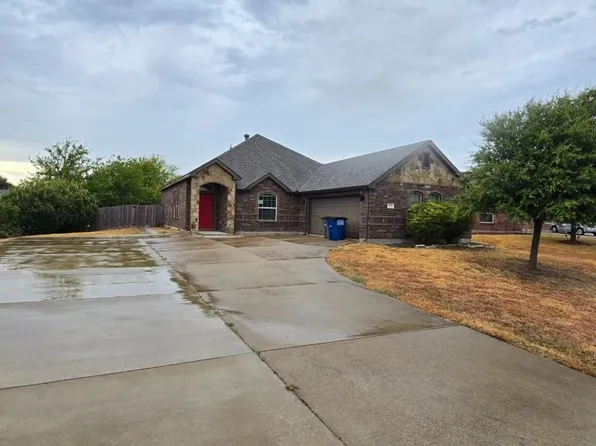 104 Anthony Ln, Red Oak, TX 75154