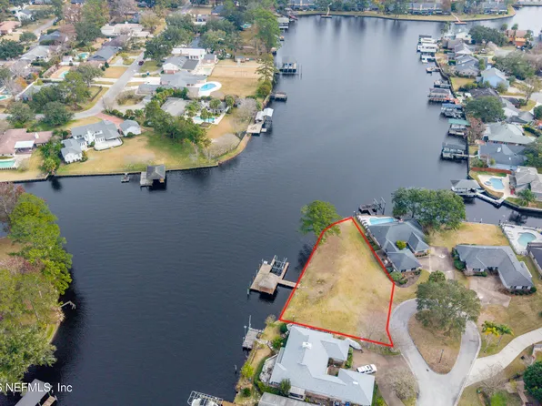 4733 PIRATES BAY Drive, Jacksonville, FL 32210