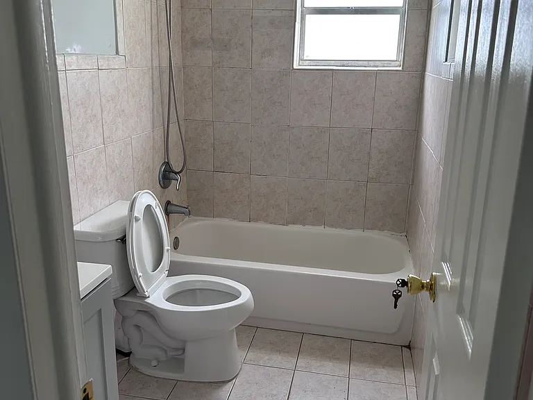 12800 SW 43rd Dr #101B — Photo 5