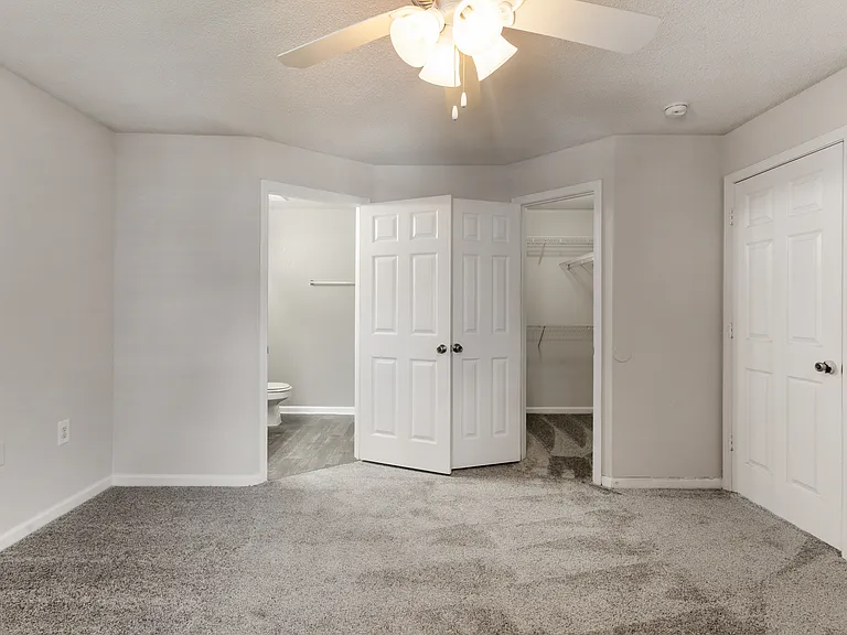 Palm Club Apartment Homes — Photo 20