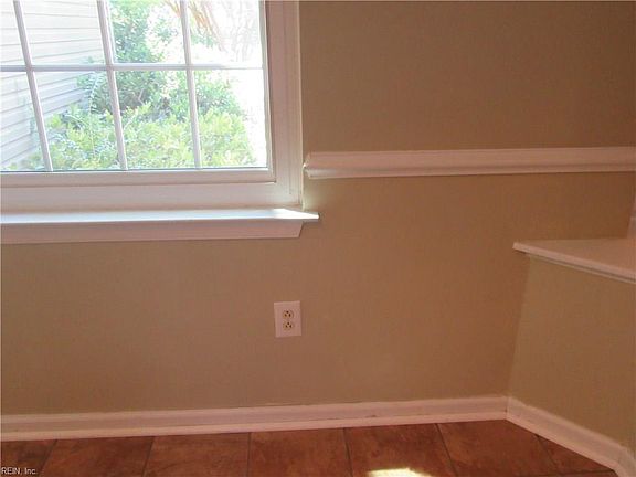 4th image of 309 Nottingham Dr