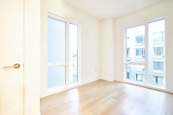 Rented by Lodger Corp | media 26