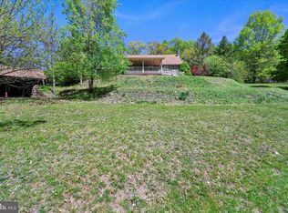 85 Gernants Church Rd, Leesport, PA 19533