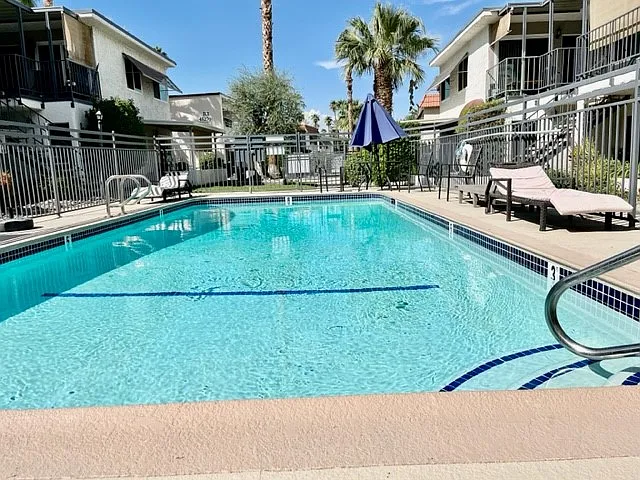 45296 Panorama Dr #B4 — Photo 16