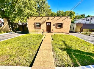 8208 Watson Rd APT 5, Saint Louis, MO 63119
