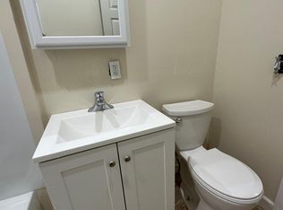 366-370 E 28th St, Paterson, NJ 07514