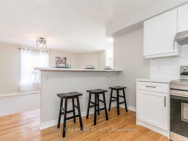 6 Peter St — Photo 19