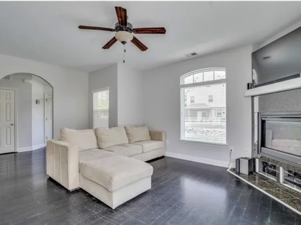 224 Moate Cir, Virginia Beach, VA 23462