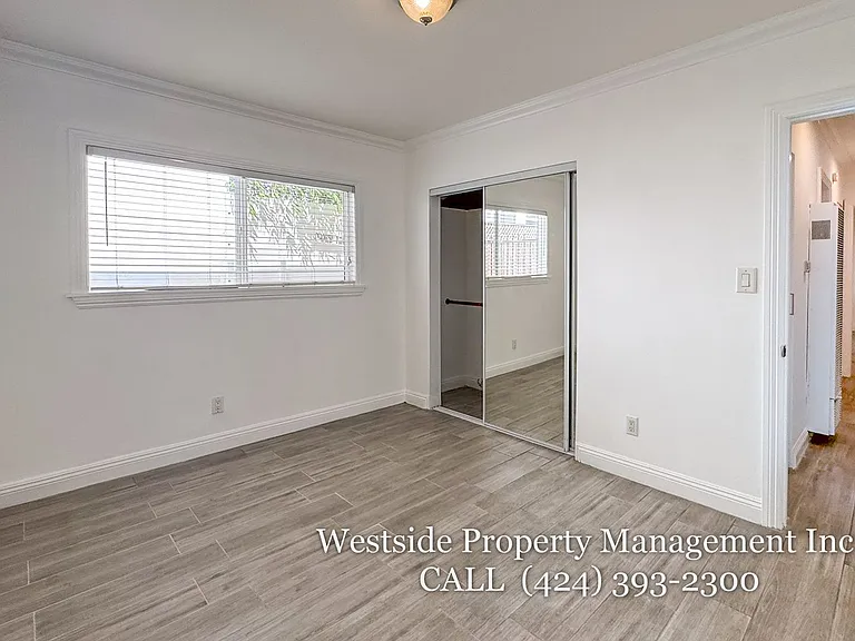 627 Westminster Ave #2 — Photo 15