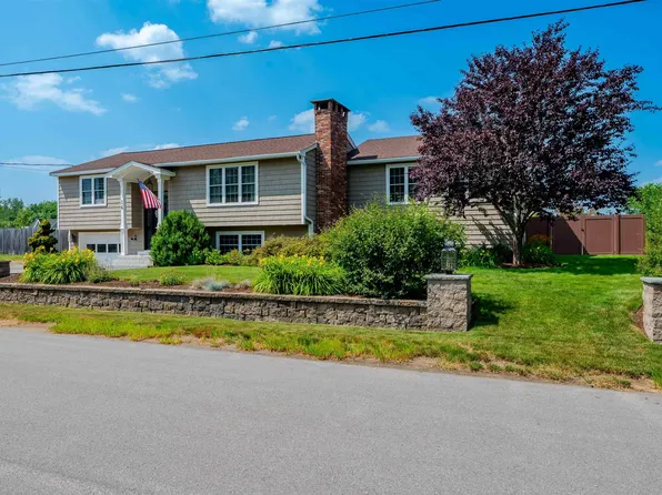 14 Midway Park, Somersworth, NH 03878