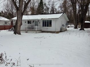 3233 Richmond Dr, Cornwall, ON K0C 1P0