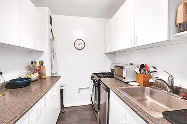 Rented by Level Group