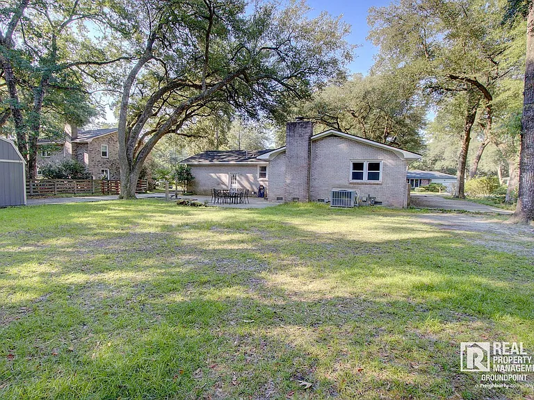 209 Chucker Dr — Photo 24