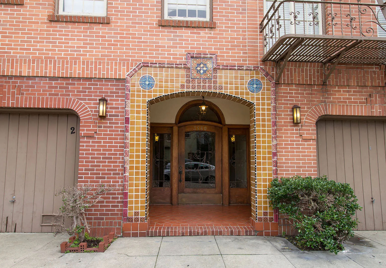 3560 Divisadero — Photo 3
