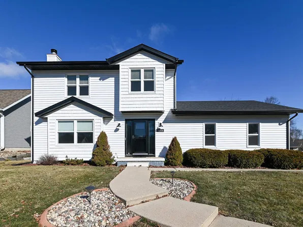 1604 Rustic Dr, Sun Prairie, WI 53590