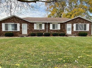39185 Jefferson Ave, Harrison Township, MI