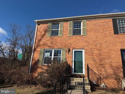 16 W End Ct, Baltimore, MD, 21227