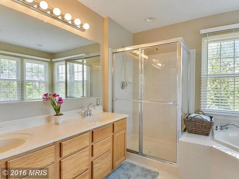 2494 Jostaberry Way — Photo 10