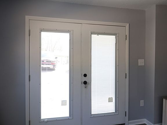 5th image of 8 Ridge St