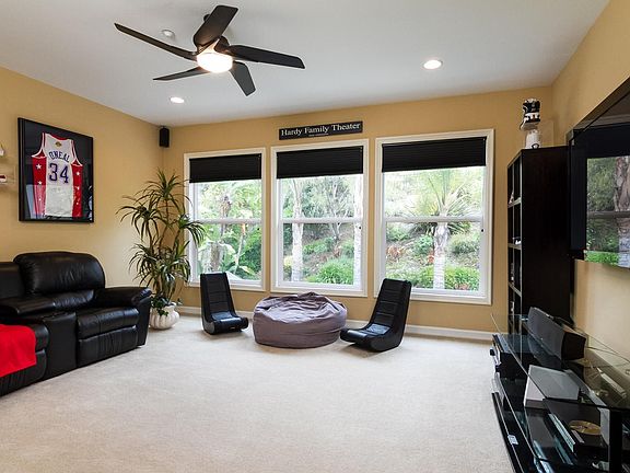 3rd image of 2514 Montecito Ave