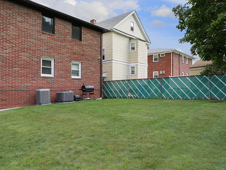 400 Knopf St #2 — Photo 26
